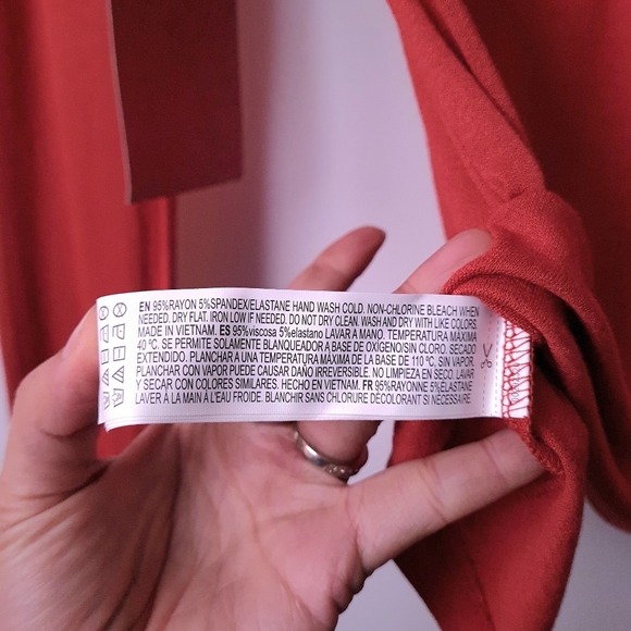 F21 Contemporary Mock Neck Long Sleeve Knit Top Rust Women's M - Picture 8 of 13